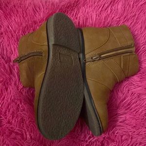 Gently worn booties